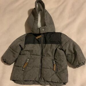 H&M Boys Tiny Crew NY Gray/Black Winter Coat with Removable Hood Size 4-…​​​​